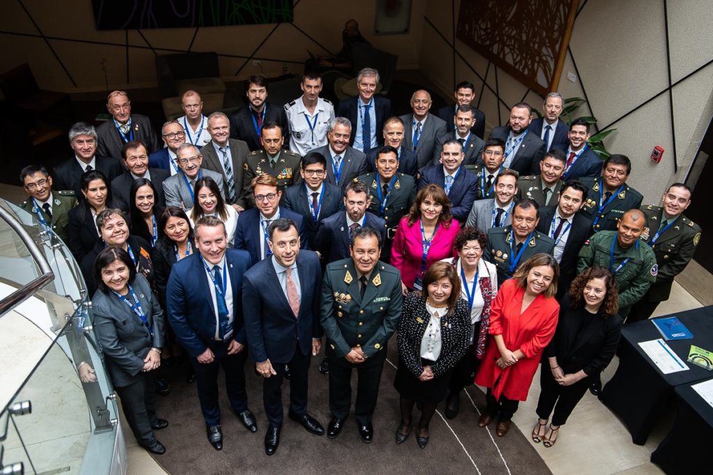 Seminario regional sobre delitos medioambientales.